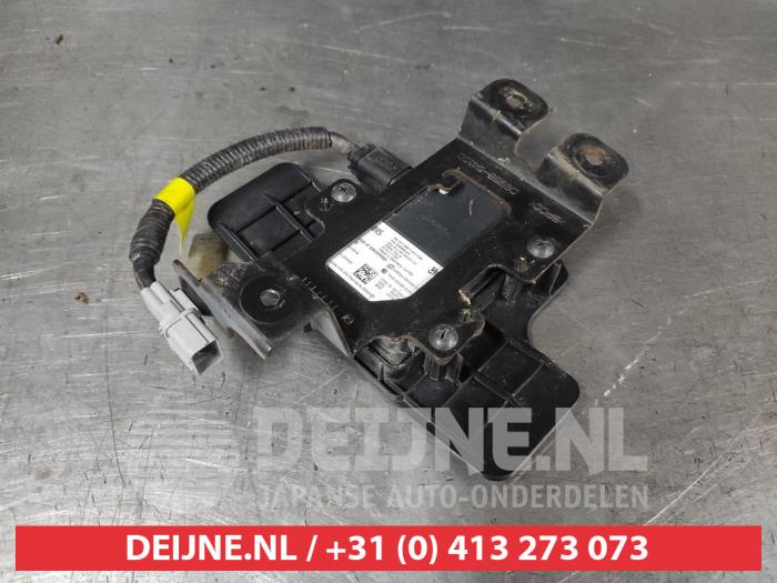 Begagnade Dödvinkelsensor Kia Sportage (QL) 2.0 CRDi 185 16V VGT 4x4 Pris € 100,00 Marginaltabell erbjuds av V.Deijne Jap.Auto-onderdelen BV