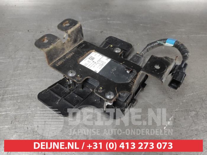 Begagnade Dödvinkelsensor Kia Sportage (QL) 2.0 CRDi 185 16V VGT 4x4 Pris € 100,00 Marginaltabell erbjuds av V.Deijne Jap.Auto-onderdelen BV