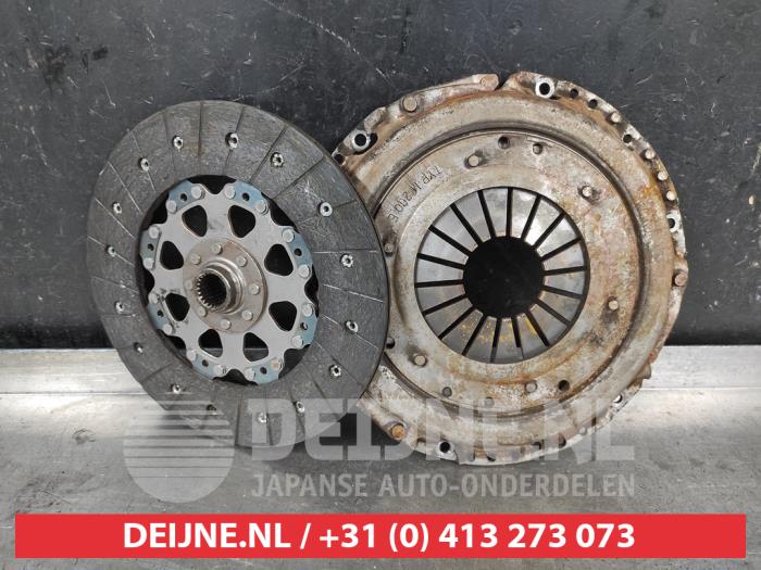 Usagé Kit embrayage (complet) Hyundai Santa Fe III (DM) 2.2 CRDi R 16V 4x2 Prix € 50,00 Règlement à la marge proposé par V.Deijne Jap.Auto-onderdelen BV