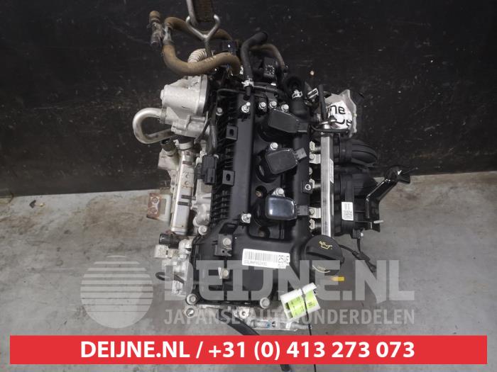 Engine from a Kia Picanto (JA) 1.0 12V 2017