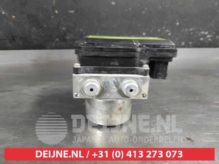 Usagé Bloc ABS Nissan Juke (F15) 1.6 DIG-T 16V Nismo Prix € 100,00 Règlement à la marge proposé par V.Deijne Jap.Auto-onderdelen BV