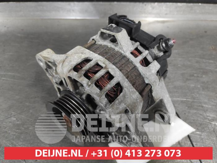 Begagnade Dynamo Hyundai i20 1.2i 16V Pris på förfrågan erbjuds av V.Deijne Jap.Auto-onderdelen BV