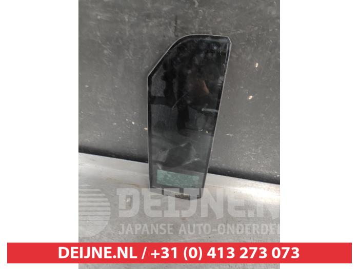 Usados Ventanilla triangular derecha detrás Hyundai Inster (AX1) 49 kWh Precio € 50,00 Norma de margen ofrecido por V.Deijne Jap.Auto-onderdelen BV