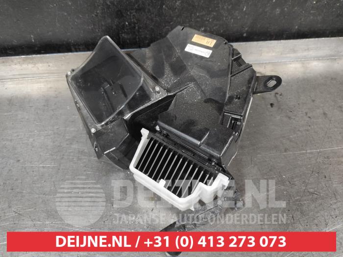 Gebrauchte Frontscheibenanzeige Toyota Prius (ZVW3) 1.8 16V Preis auf Anfrage angeboten von V.Deijne Jap.Auto-onderdelen BV