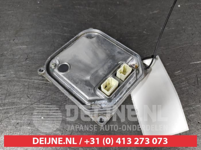 Używane Modułowy reflektor LED Toyota Prius (ZVW3) 1.8 16V Cena na żądanie oferowane przez V.Deijne Jap.Auto-onderdelen BV