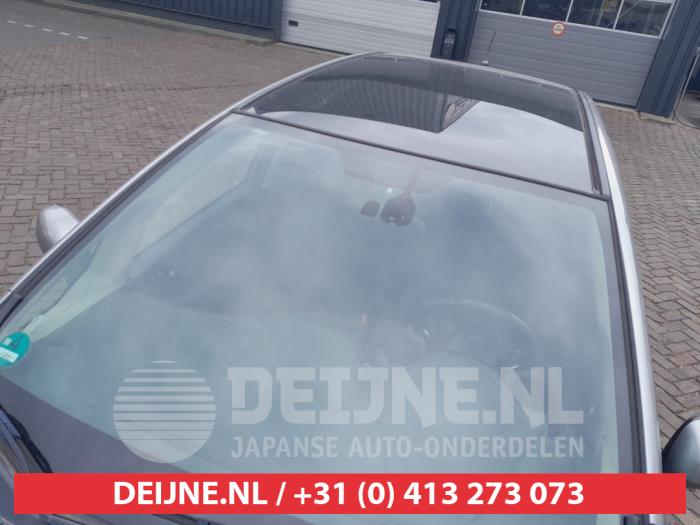 Używane Dach panoramiczny Honda Jazz (GE6/GE8/GG/GP) 1.3 VTEC 16V Hybrid Cena € 300,00 Procedura marży oferowane przez V.Deijne Jap.Auto-onderdelen BV