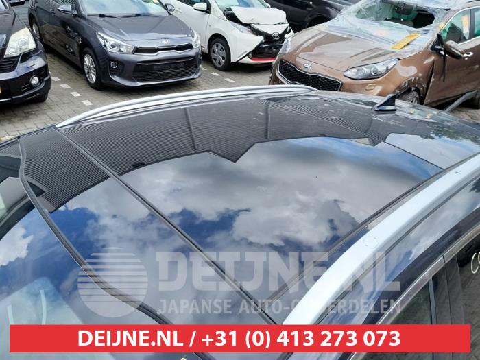 Używane Dach panoramiczny Kia Xceed 1.4 T-GDI 16V Cena € 750,00 Procedura marży oferowane przez V.Deijne Jap.Auto-onderdelen BV