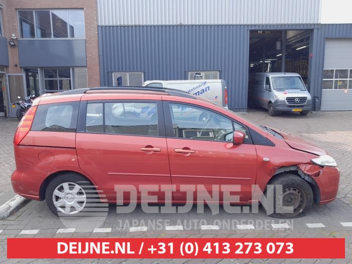 Usados Ventanilla triangular derecha detrás Mazda 5 (CR19) 1.8i 16V Precio € 35,00 Norma de margen ofrecido por V.Deijne Jap.Auto-onderdelen BV