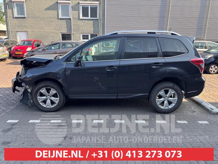 Usados Ventanilla triangular izquierda delante Subaru Forester (SJ) 2.0 16V X Precio € 35,00 Norma de margen ofrecido por V.Deijne Jap.Auto-onderdelen BV