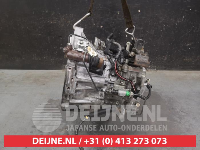 Usagé Boîte de vitesse Toyota Avensis Wagon (T25/B1E) 2.0 16V D-4D-F Prix € 150,00 Règlement à la marge proposé par V.Deijne Jap.Auto-onderdelen BV