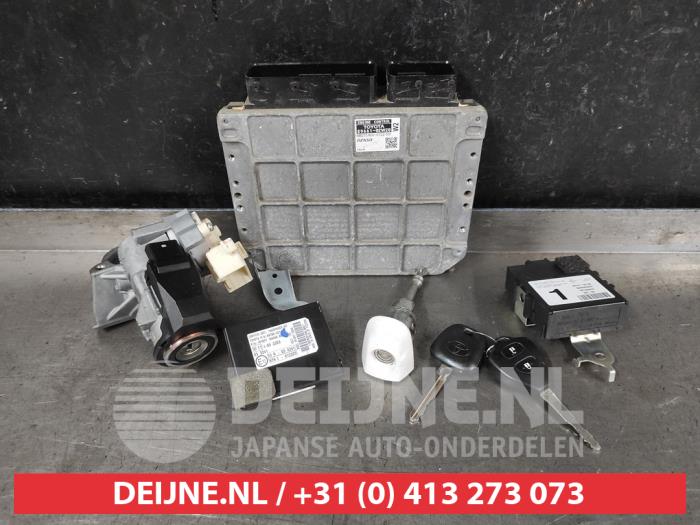 Used Engine management computer Toyota Auris (E15) 1.33 Dual VVT-I 16V Price € 100,00 Margin scheme offered by V.Deijne Jap.Auto-onderdelen BV