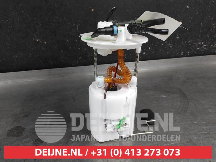 Usagé Pompe à carburant Hyundai i10 1.0 12V Prix € 125,00 Règlement à la marge proposé par V.Deijne Jap.Auto-onderdelen BV