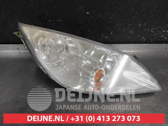 Używane Reflektor prawy Mitsubishi Colt (Z2/Z3) 1.1 12V Cena € 45,00 Procedura marży oferowane przez V.Deijne Jap.Auto-onderdelen BV