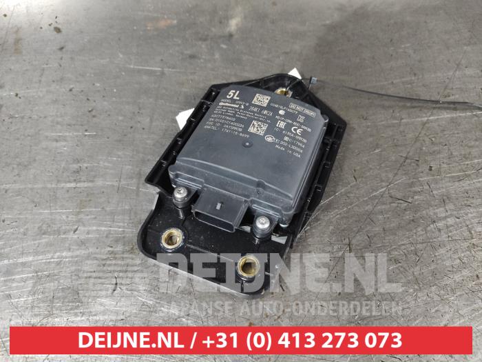 Begagnade Dödvinkelsensor Nissan Leaf (ZE1) e+ 59/62kWh Pris € 100,00 Marginaltabell erbjuds av V.Deijne Jap.Auto-onderdelen BV