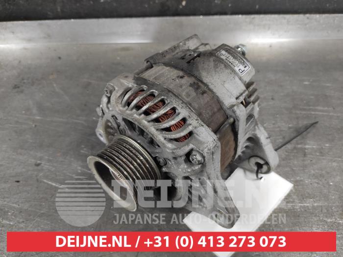 Begagnade Dynamo Nissan Micra (K13) 1.2 12V Pris € 35,00 Marginaltabell erbjuds av V.Deijne Jap.Auto-onderdelen BV