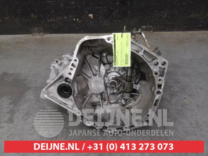 Usagé Boîte de vitesse Toyota Aygo X 1.0 12V VVT-i Prix € 350,00 Règlement à la marge proposé par V.Deijne Jap.Auto-onderdelen BV