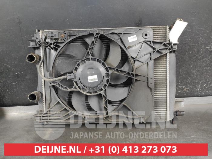 Usagé Radiateur Nissan Qashqai (J10) 1.5 dCi Prix € 100,00 Règlement à la marge proposé par V.Deijne Jap.Auto-onderdelen BV