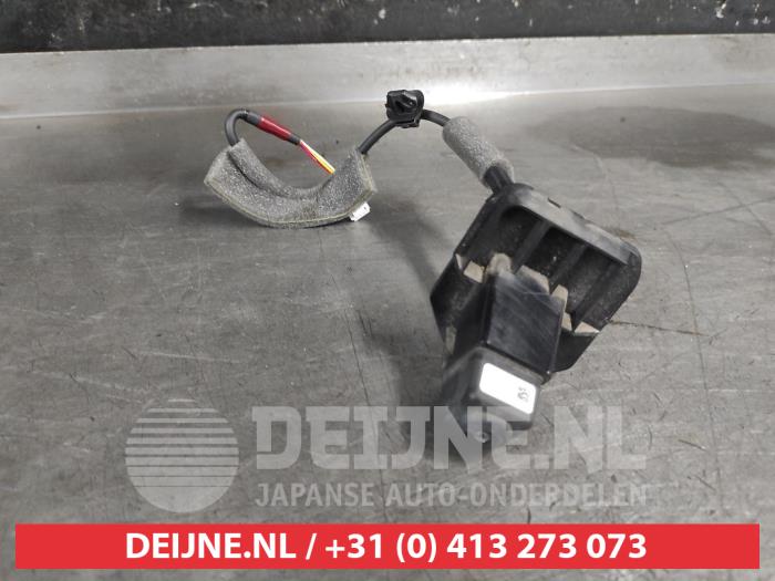 Begagnade Backkamera Nissan Juke (F15) 1.2 DIG-T 16V Pris € 100,00 Marginaltabell erbjuds av V.Deijne Jap.Auto-onderdelen BV