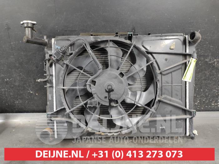 Gebrauchte Kühler Hyundai i30 Crosswagon (WWH) 1.4 CVVT 16V Preis auf Anfrage angeboten von V.Deijne Jap.Auto-onderdelen BV