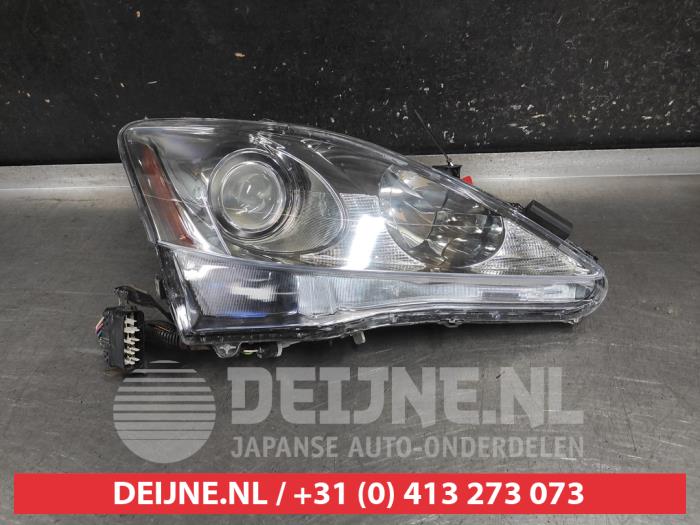 Używane Reflektor prawy Lexus IS (E2) 220d 16V Cena € 250,00 Procedura marży oferowane przez V.Deijne Jap.Auto-onderdelen BV