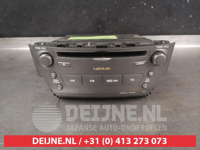 Używane Radio Lexus IS (E2) 220d 16V Cena na żądanie oferowane przez V.Deijne Jap.Auto-onderdelen BV