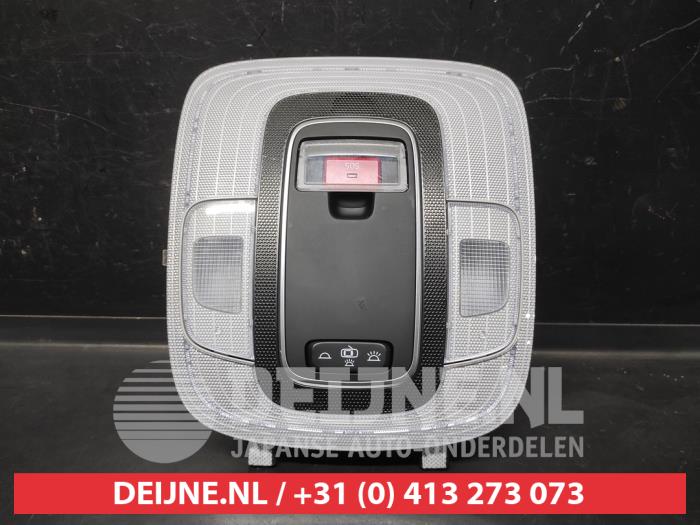 Usagé Eclairage intérieur avant Hyundai Bayon 1.0 T-GDI 12V Mild Hybrid 48V Prix € 30,00 Règlement à la marge proposé par V.Deijne Jap.Auto-onderdelen BV