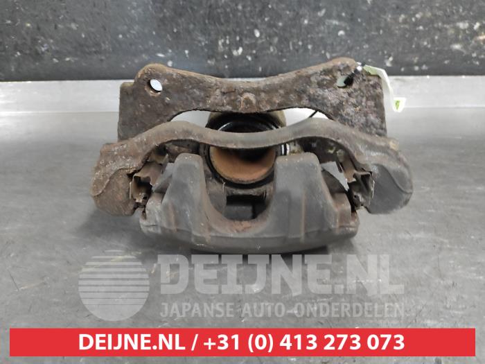 Gebrauchte Bremszange rechts vorne Toyota Avensis (T25/B1D) 1.8 16V VVT-i Preis auf Anfrage angeboten von V.Deijne Jap.Auto-onderdelen BV