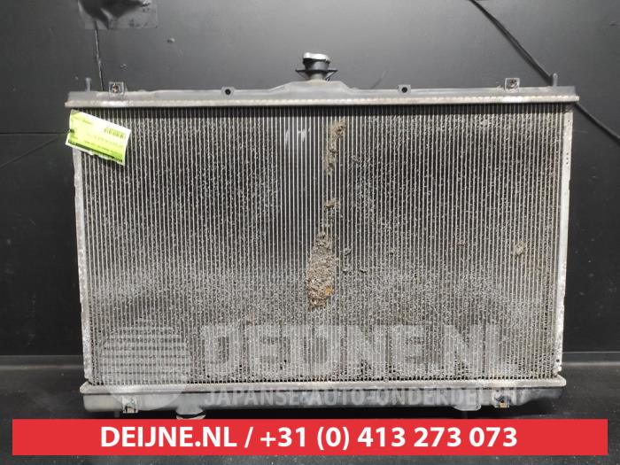 Usagé Radiateur Mitsubishi Grandis (NA) 2.4 16V MIVEC Prix € 120,00 Règlement à la marge proposé par V.Deijne Jap.Auto-onderdelen BV