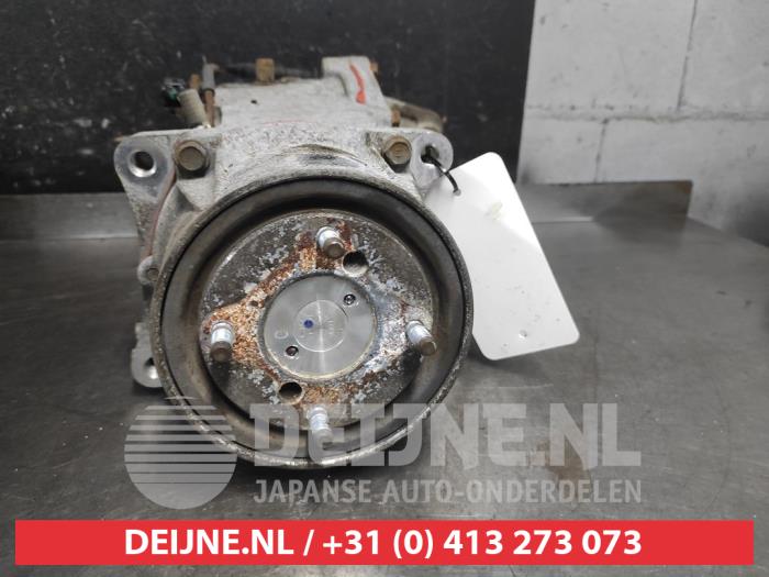 Usagé Différentiel arrière Toyota RAV4 (A3) 2.0 16V VVT-i 4x4 Prix € 350,00 Règlement à la marge proposé par V.Deijne Jap.Auto-onderdelen BV