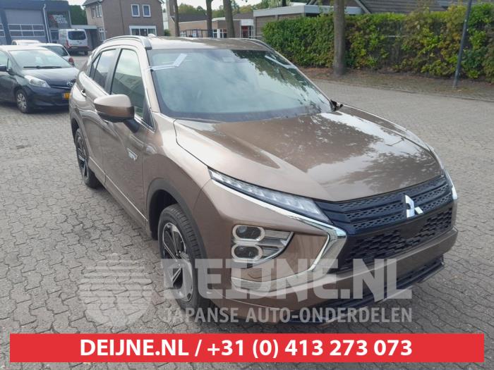 Używane Przód kompletny Mitsubishi Eclipse Cross (GK/GL) 2.4 16V PHEV 4x4 Cena na żądanie oferowane przez V.Deijne Jap.Auto-onderdelen BV