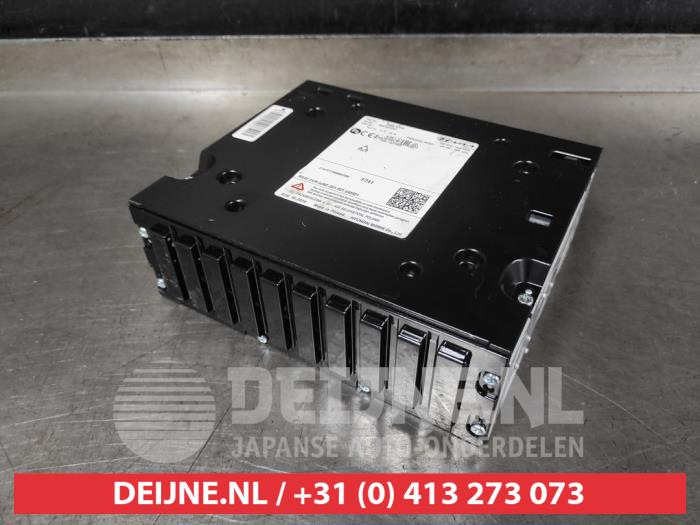 Używane Radio Hyundai Tucson (NX) 1.6 T-GDI PHEV Cena na żądanie oferowane przez V.Deijne Jap.Auto-onderdelen BV