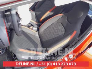 Used Seat, left Toyota Aygo X 1.0 12V VVT-i Price on request offered by V.Deijne Jap.Auto-onderdelen BV