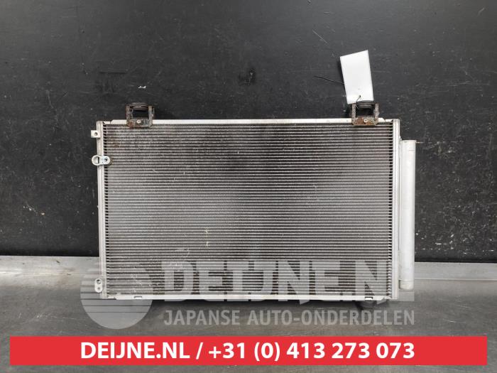 Usagé Condenseur de climatisation Toyota Avensis (T25/B1B) 1.6 16V VVT-i Prix € 25,00 Règlement à la marge proposé par V.Deijne Jap.Auto-onderdelen BV