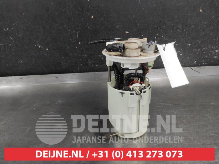 Gebrauchte Kraftstoffpumpe Elektrisch Toyota Avensis (T25/B1D) 2.0 16V VVT-i D4 Preis € 75,00 Margenregelung angeboten von V.Deijne Jap.Auto-onderdelen BV