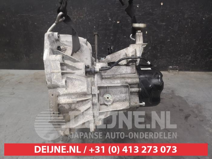 Used Gearbox Nissan Note (E12) 1.2 DIG-S 98 Price € 250,00 Margin scheme offered by V.Deijne Jap.Auto-onderdelen BV
