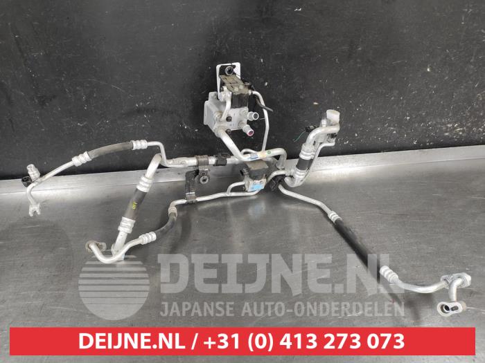 Używane Klimatyzator Kia EV6 (CV) 77.4 kWh RWD Cena € 150,00 Procedura marży oferowane przez V.Deijne Jap.Auto-onderdelen BV