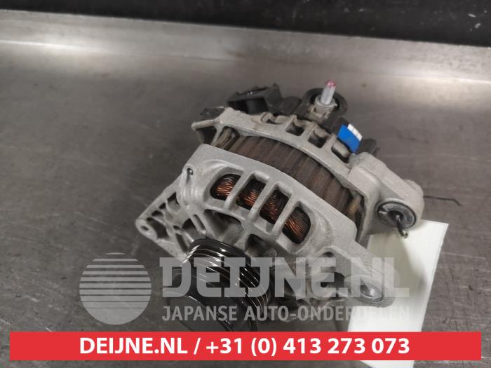 Begagnade Dynamo Hyundai i20 1.2i 16V Pris € 20,00 Marginaltabell erbjuds av V.Deijne Jap.Auto-onderdelen BV