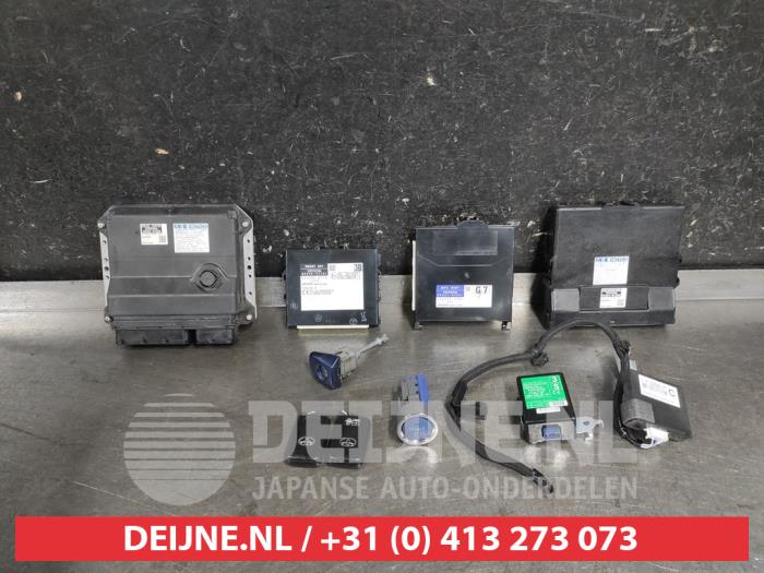 Used Engine management computer Toyota Prius Plus (ZVW4) 1.8 Hybrid 16V Price € 125,00 Margin scheme offered by V.Deijne Jap.Auto-onderdelen BV