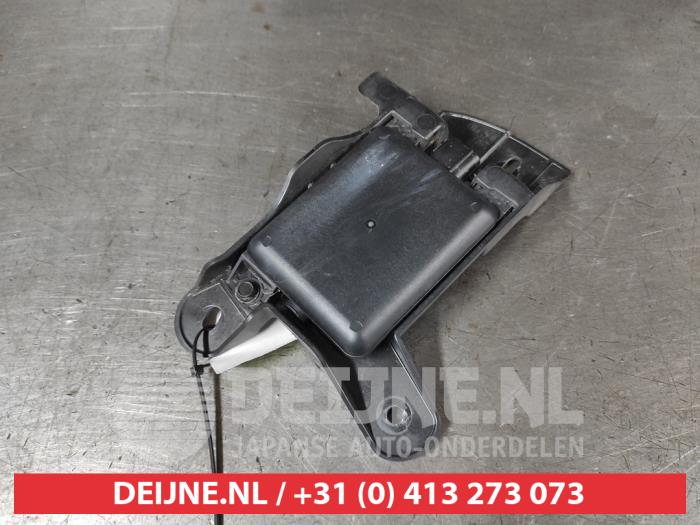 Begagnade Dödvinkelsensor Suzuki Vitara (LY/MY) 1.4 Booster Jet Turbo 16V SHVS Pris € 100,00 Marginaltabell erbjuds av V.Deijne Jap.Auto-onderdelen BV