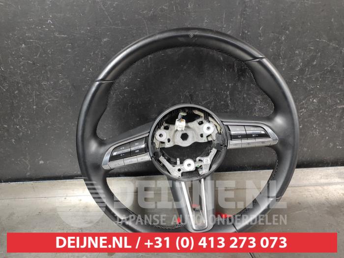 Gebrauchte Lenkrad Mazda 3 Sport (BP) 2.0 SkyActiv-X M Hybrid 16V Preis € 150,00 Margenregelung angeboten von V.Deijne Jap.Auto-onderdelen BV
