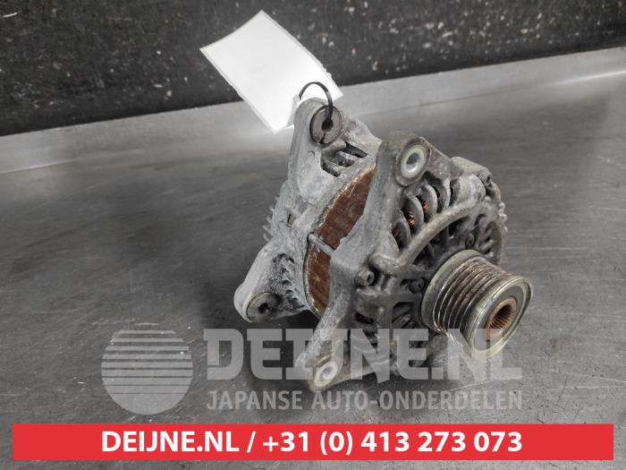 Used Dynamo Nissan Qashqai (J10) 2.0 16V 4x4 Price on request offered by V.Deijne Jap.Auto-onderdelen BV