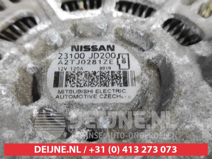 Dynamo from a Nissan Qashqai (J10) 2.0 16V 4x4 2008