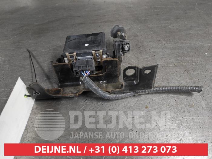 Gebrauchte ACC Sensor (Entfernung) Nissan Qashqai (J11) 1.2 DIG-T 16V Preis € 75,00 Margenregelung angeboten von V.Deijne Jap.Auto-onderdelen BV