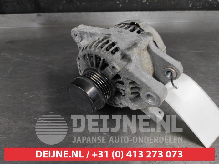 Begagnade Dynamo Toyota Verso S 1.33 16V Dual VVT-I Pris på förfrågan erbjuds av V.Deijne Jap.Auto-onderdelen BV