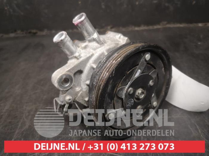 Begagnade Extra vattenpump Toyota Hilux V/VI 2.8 D4D-F 16V 4x4 Pris på förfrågan erbjuds av V.Deijne Jap.Auto-onderdelen BV