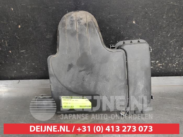 Begagnade Luftfilterhus Toyota Aygo (B10) 1.0 12V VVT-i Pris € 50,00 Marginaltabell erbjuds av V.Deijne Jap.Auto-onderdelen BV