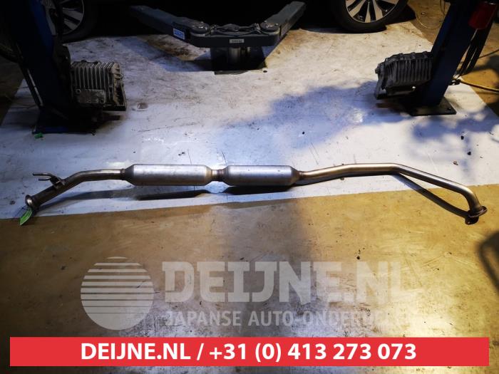Gebrauchte Auspuff Mitteldämpfer Suzuki S-Cross (JY) 1.4 Boosterjet Smart Hybrid AllGrip Preis € 150,00 Margenregelung angeboten von V.Deijne Jap.Auto-onderdelen BV
