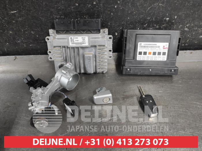 Used Engine management computer Chevrolet Orlando 2.0 D 16V Price € 125,00 Margin scheme offered by V.Deijne Jap.Auto-onderdelen BV