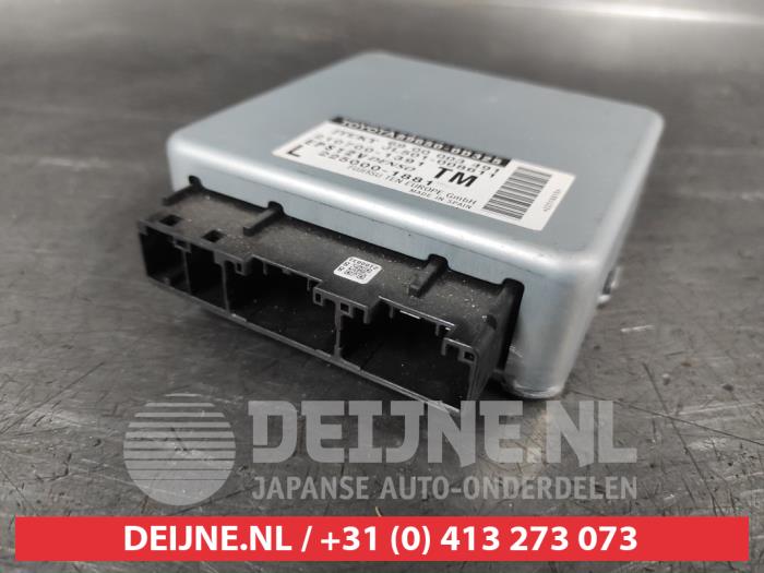 Usagé Ordinateur direction assistée Toyota Yaris III (P13) 1.0 12V VVT-i Prix € 50,00 Règlement à la marge proposé par V.Deijne Jap.Auto-onderdelen BV