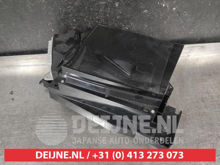 Used Head-up display Mazda CX-30 (DM) 2.0 e-SkyActiv-G 122 16V Price on request offered by V.Deijne Jap.Auto-onderdelen BV